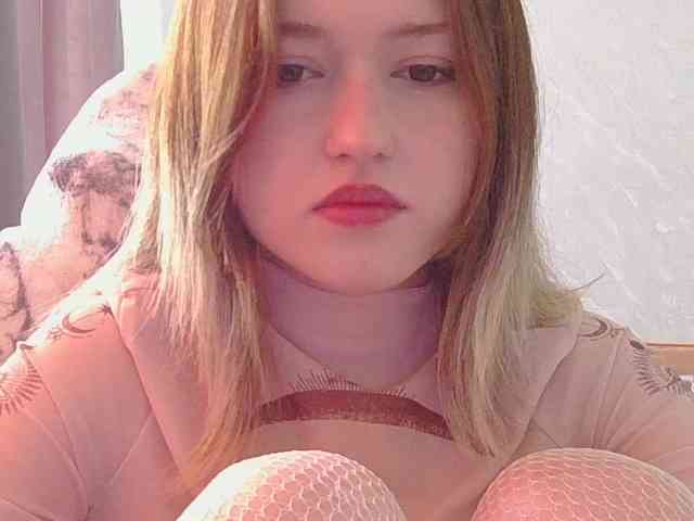 BelovedMary webcam