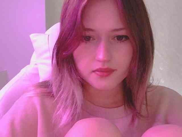 BelovedMary Live Webcam on BongaCams