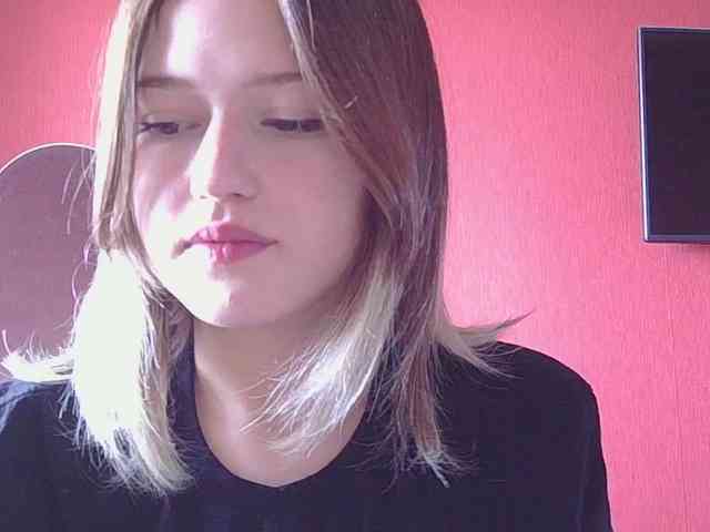 BelovedMary Live Webcam on BongaCams