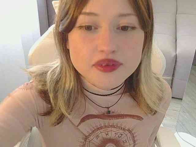 BelovedMary webcam