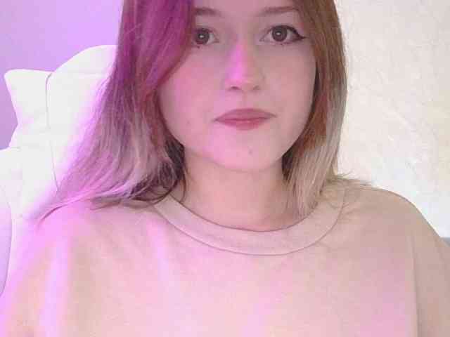 BelovedMary Live Webcam on BongaCams