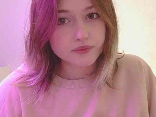 BelovedMary Live Webcam on BongaCams