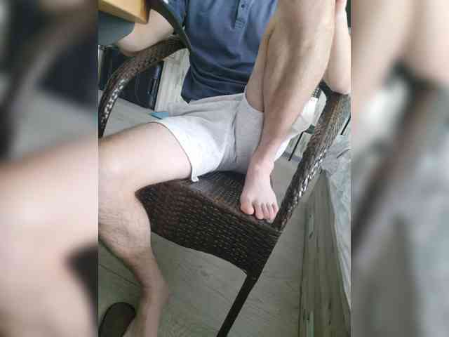 alekssierto Live Webcam on BongaCams