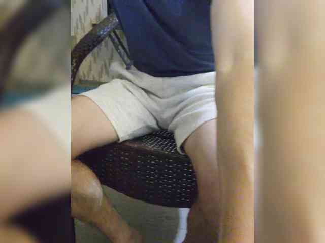 alekssierto Live Webcam on BongaCams