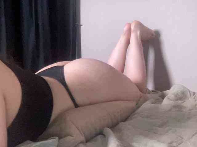 anyzzaa webcam
