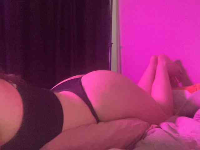 anyzzaa webcam