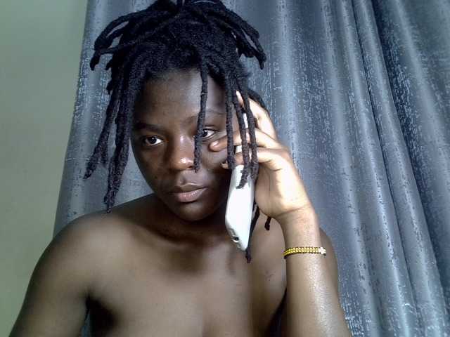 Blackdiva-11 live cam on BongaCams