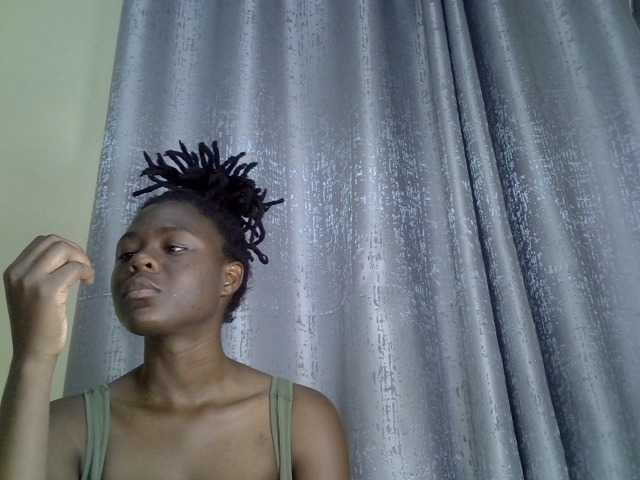 Blackdiva-11 live cam on BongaCams