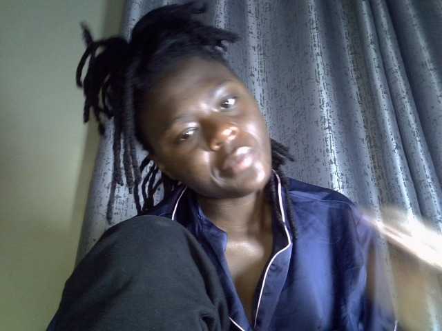 Blackdiva-11 live cam on BongaCams