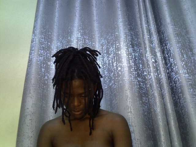 Blackdiva-11 live cam on BongaCams