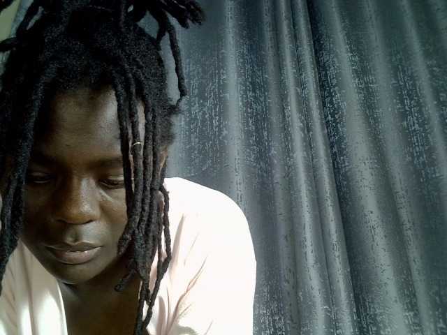 Blackdiva-11 live cam on BongaCams
