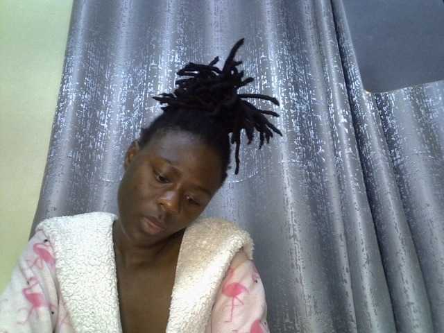 Blackdiva-11 live cam on BongaCams