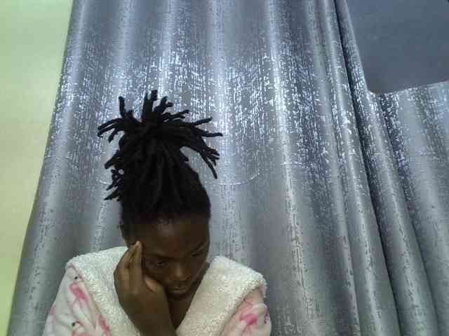 Blackdiva-11 webcam