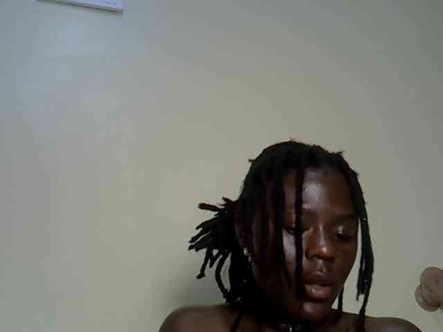 Blackdiva-11 webcam