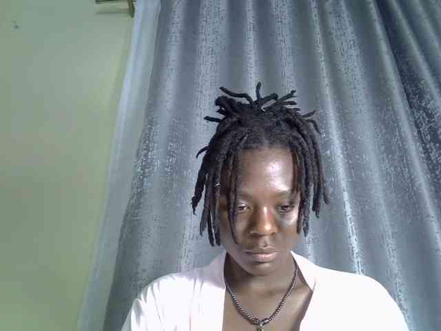 Blackdiva-11 webcam