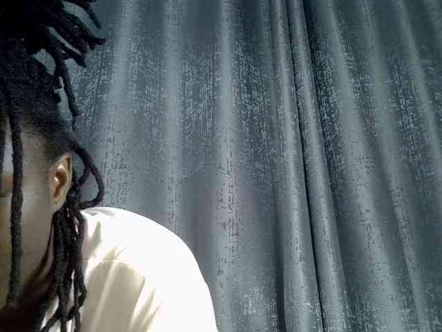 Blackdiva-11 webcam