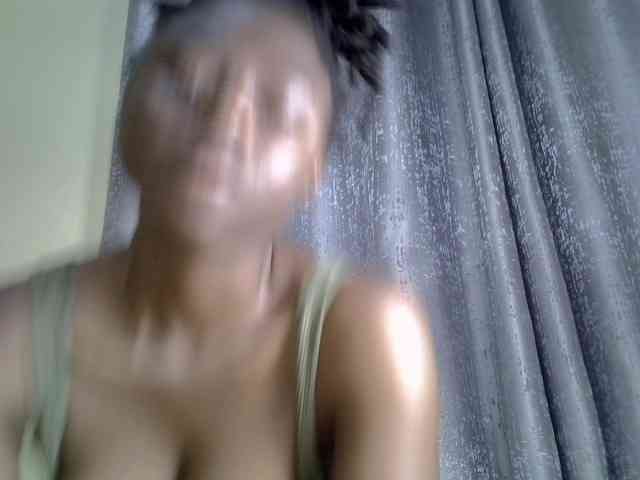 Blackdiva-11 webcam