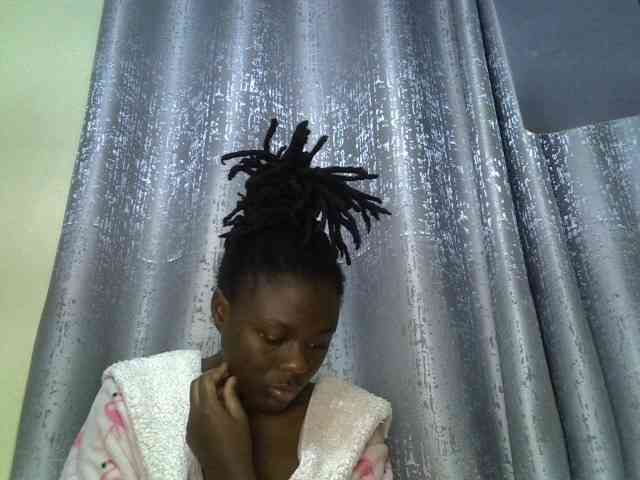 Blackdiva-11 webcam