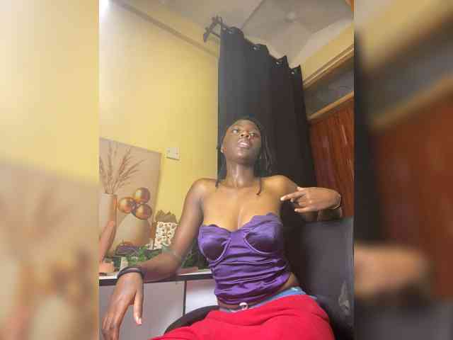 Blackdiva-11 webcam