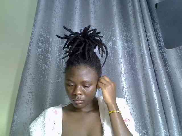 Blackdiva-11 webcam