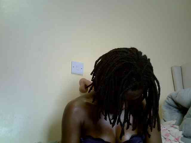 Blackdiva-11 webcam