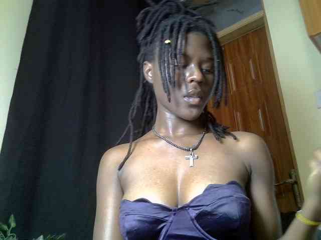 Blackdiva-11 webcam