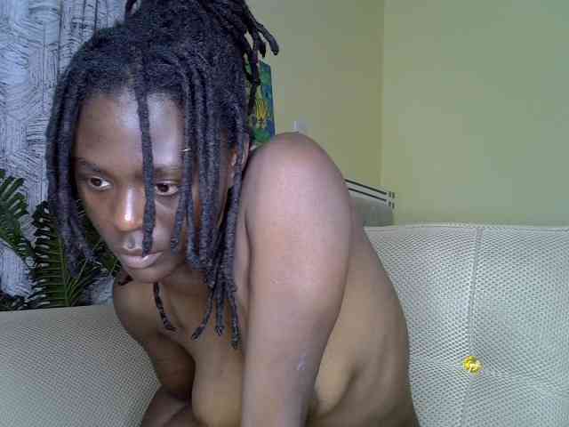 Blackdiva-11 webcam