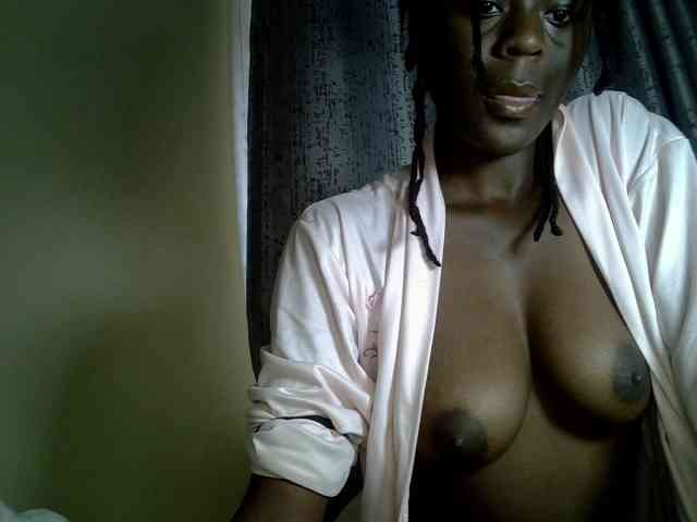 Blackdiva-11 webcam