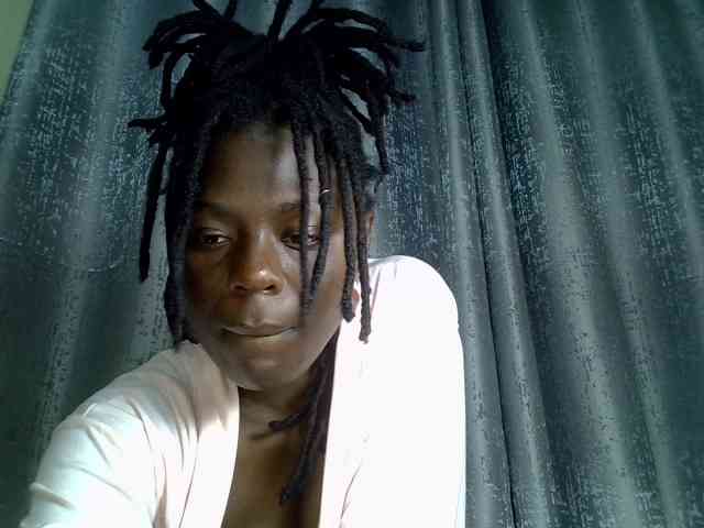 Blackdiva-11 webcam