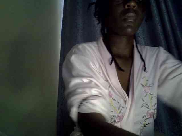 Blackdiva-11 webcam