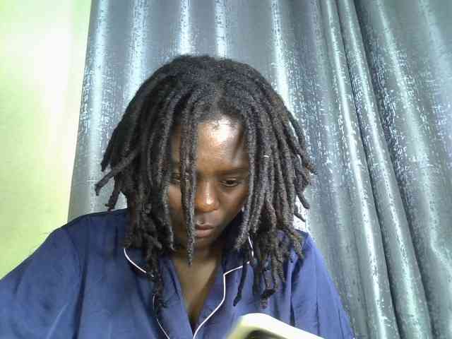 Blackdiva-11 webcam