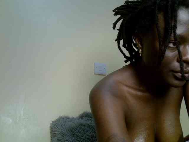 Model: Blackdiva-11