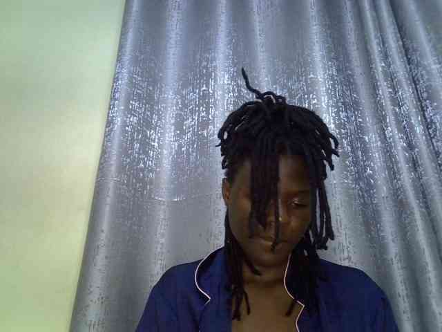 Blackdiva-11 webcam