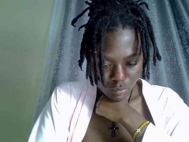 Blackdiva-11 webcam