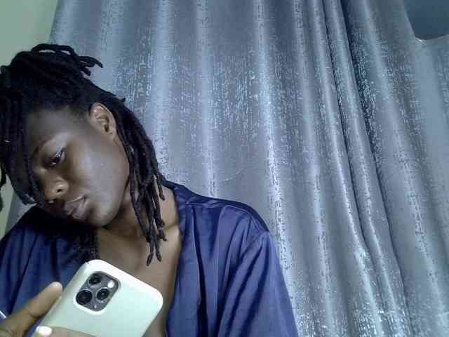 Blackdiva-11 webcam