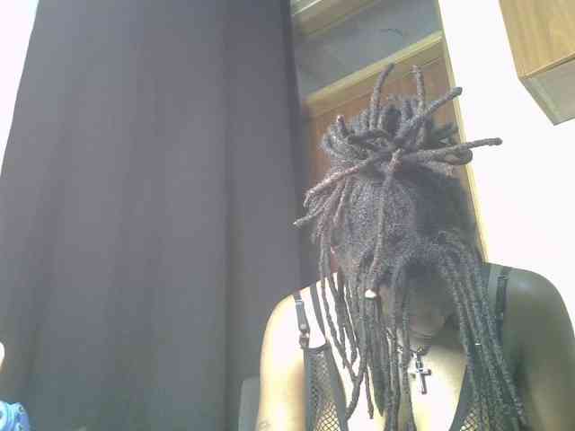 Blackdiva-11 webcam