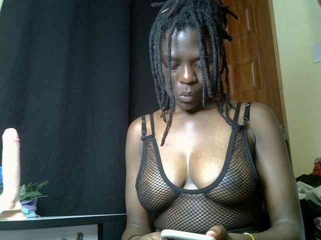 Blackdiva-11 webcam
