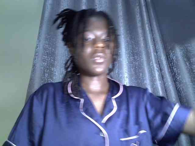 Blackdiva-11 webcam