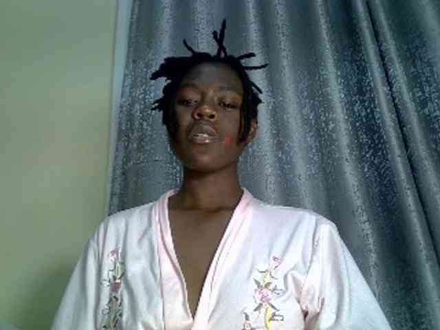 Blackdiva-11 webcam