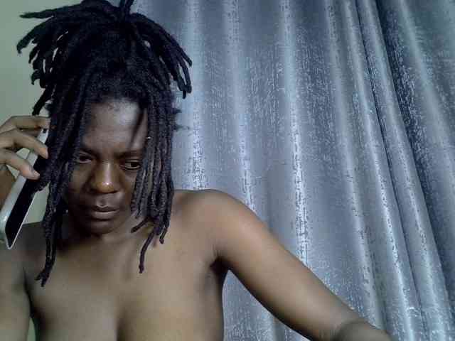 Blackdiva-11 webcam