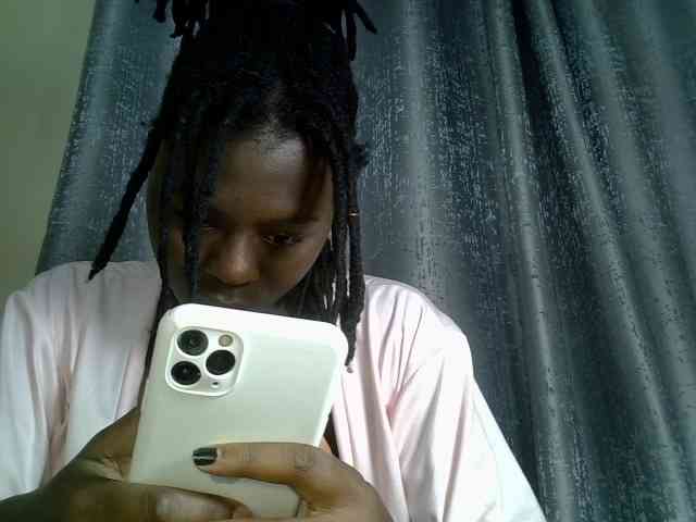 Blackdiva-11 webcam