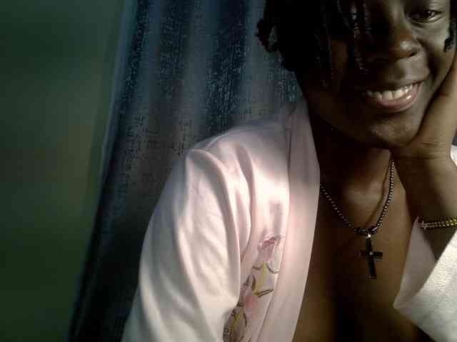 Blackdiva-11 webcam