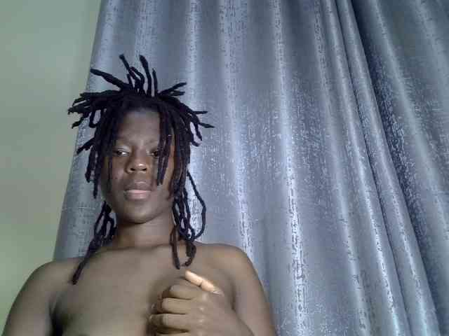 Blackdiva-11 webcam