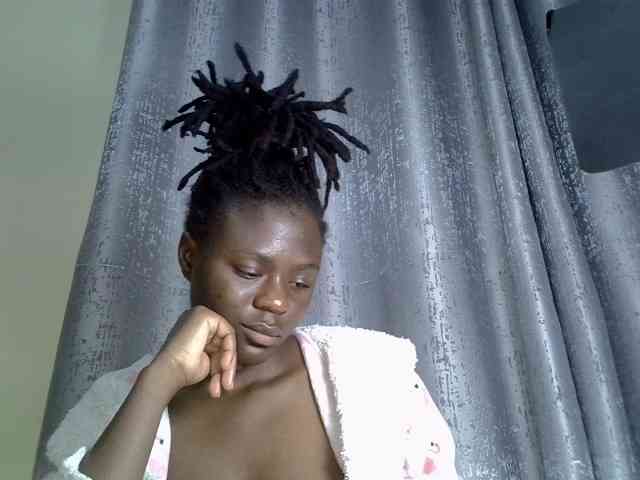 Blackdiva-11 webcam