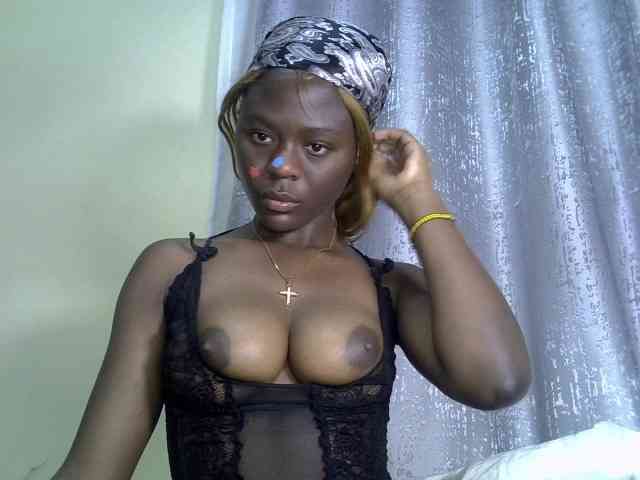 Blackdiva-11 webcam
