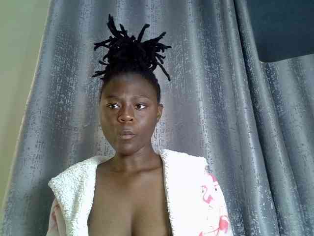 Blackdiva-11 webcam