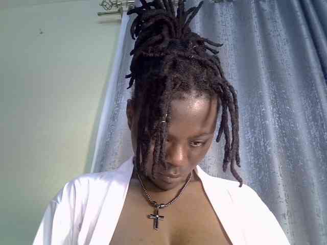 Blackdiva-11 webcam
