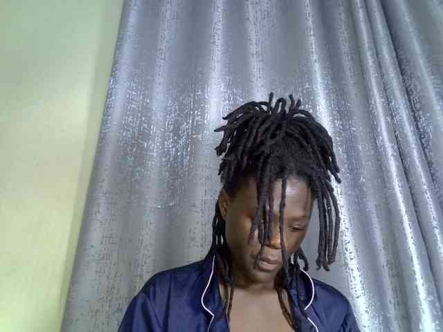 Blackdiva-11 webcam