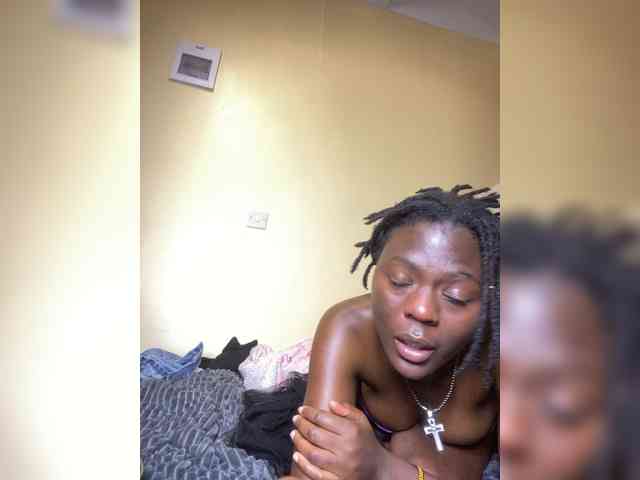 Blackdiva-11 webcam