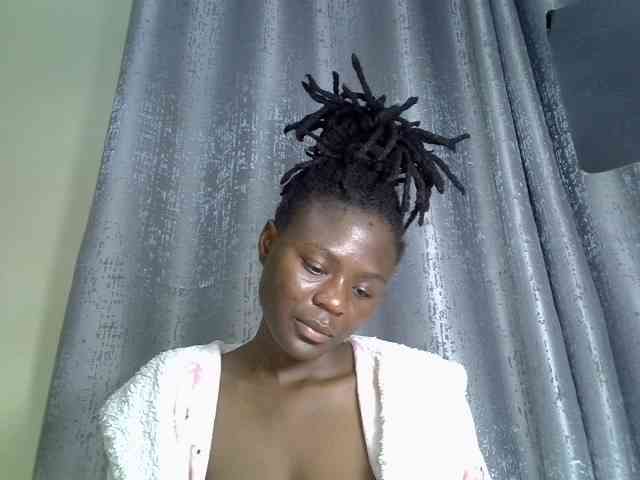 Blackdiva-11 webcam
